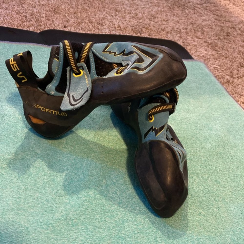 La Sportiva Futura Climbing Shoes
